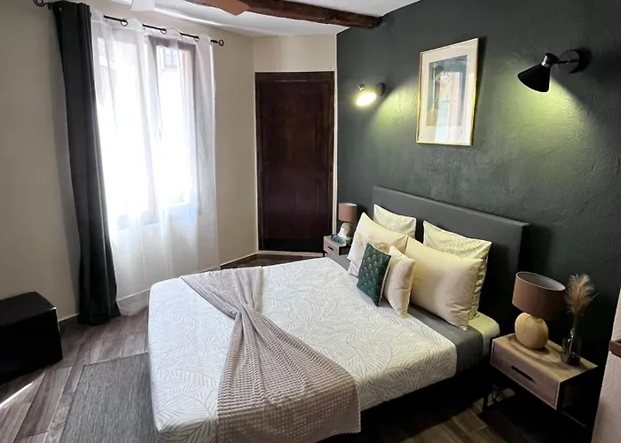 Guest house Lou Mistral - D'hotes 3*